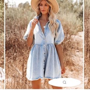 Denim dress never worn size Medium